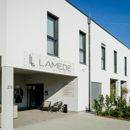 Hotel Lamede Self Check-In Wiener Neustadt Exterior foto